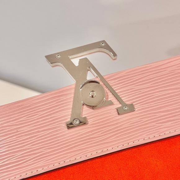 LOUIS VUITTON Epi Grenelle PM Rose Ballerine - Picture 9 of 13